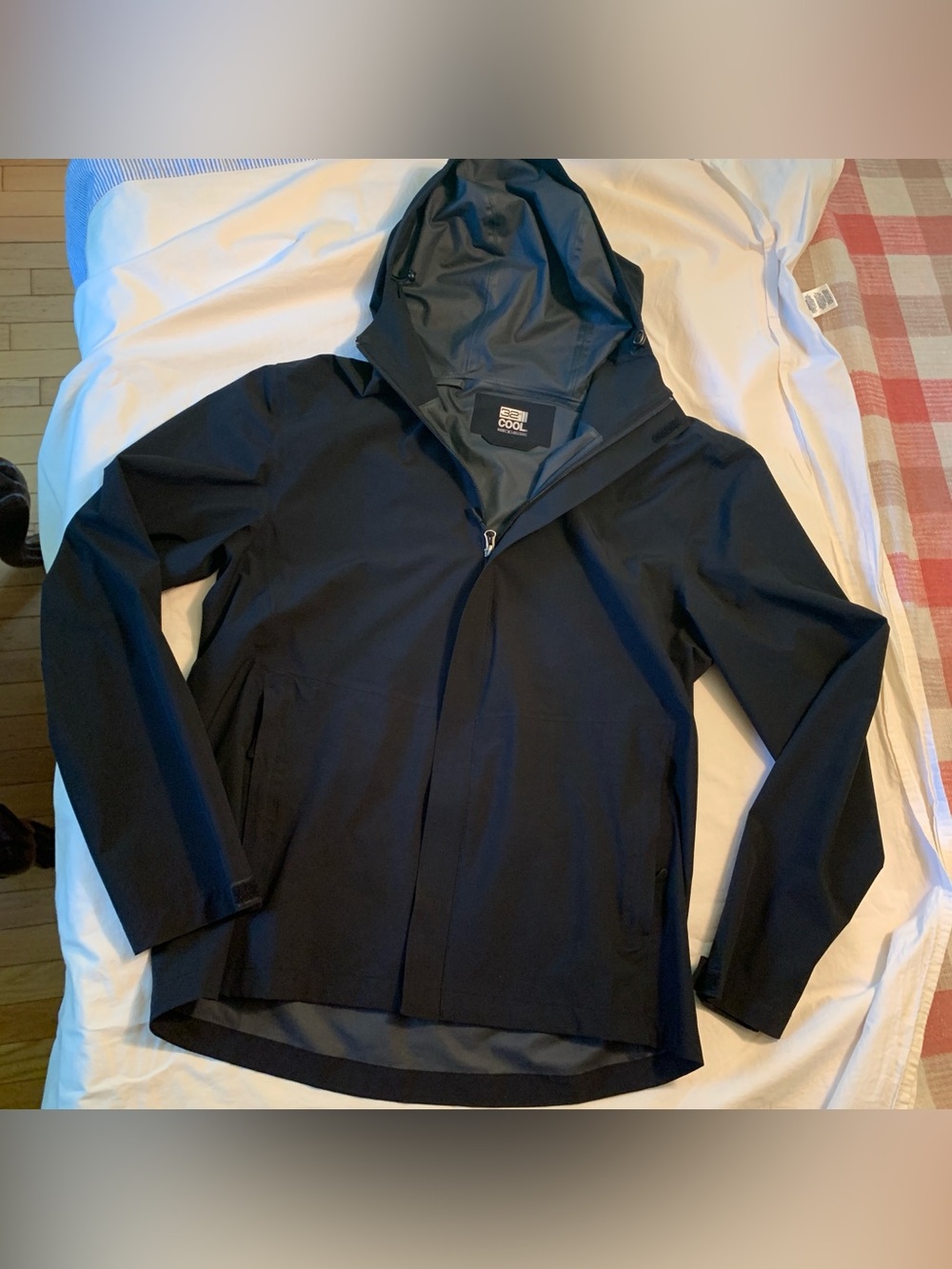 32 Cool Black Hooded Rain Shell Jacket